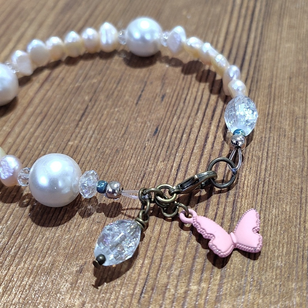 Butterfly and Freshwater Pearl Beaded Ladies Bracelet, Ladies Pearl Bracelet - Picture 6 of 7